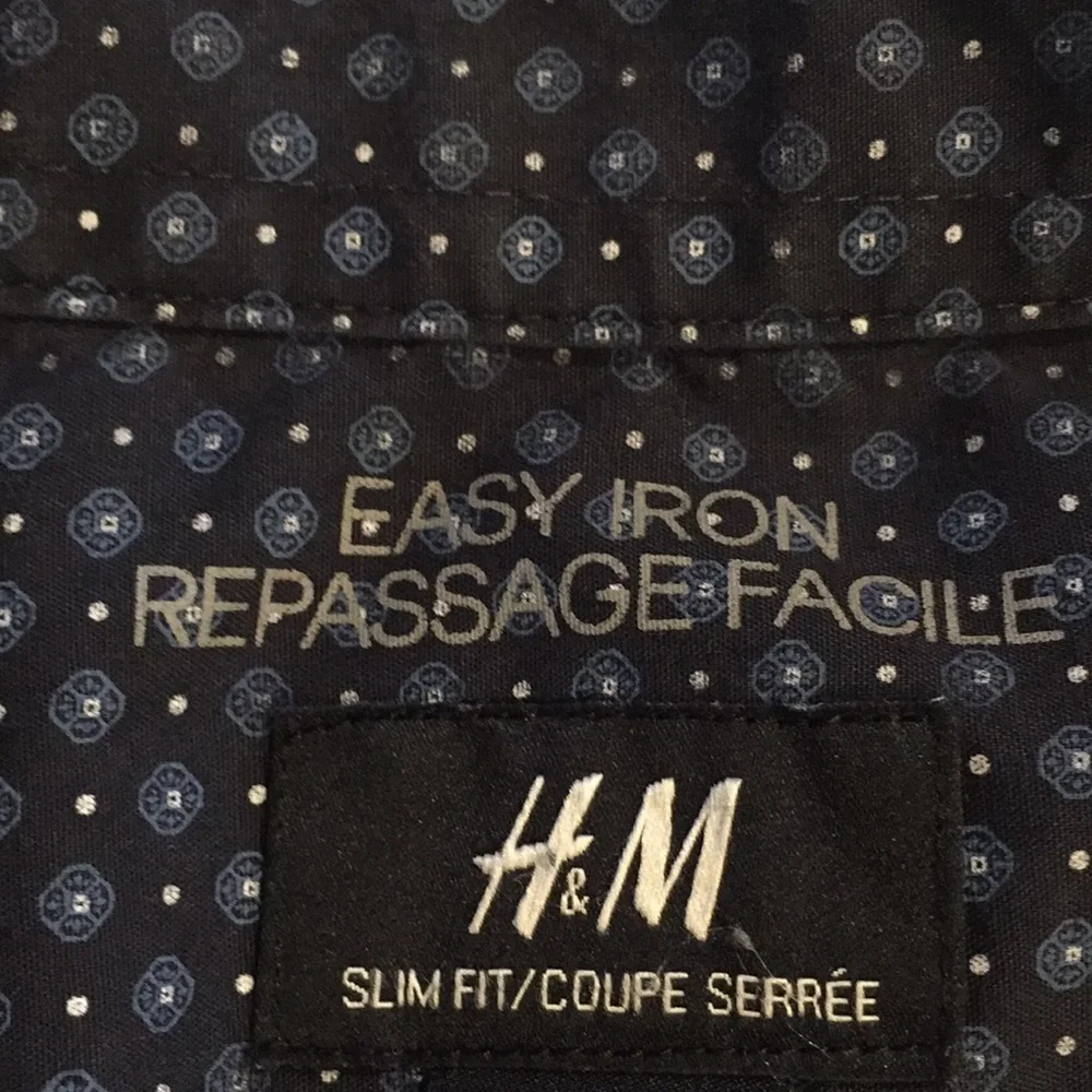 H&M Men’s Easy Iron Shirt - Picture 5 of 6